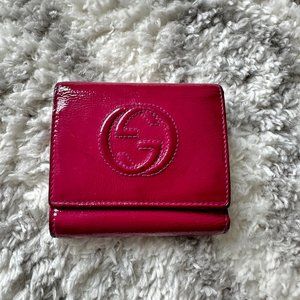 GUCCI Leather Wallet in Pink/Magenta